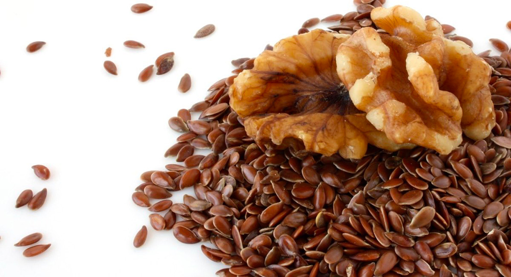 flax seeds and walnuts